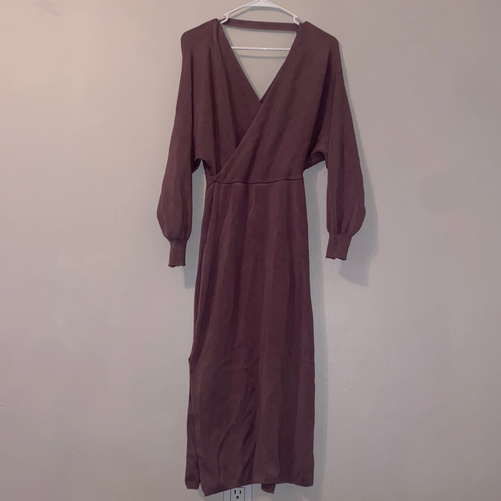 Mauve dress, little backless. small slit down the side. Long sleeves